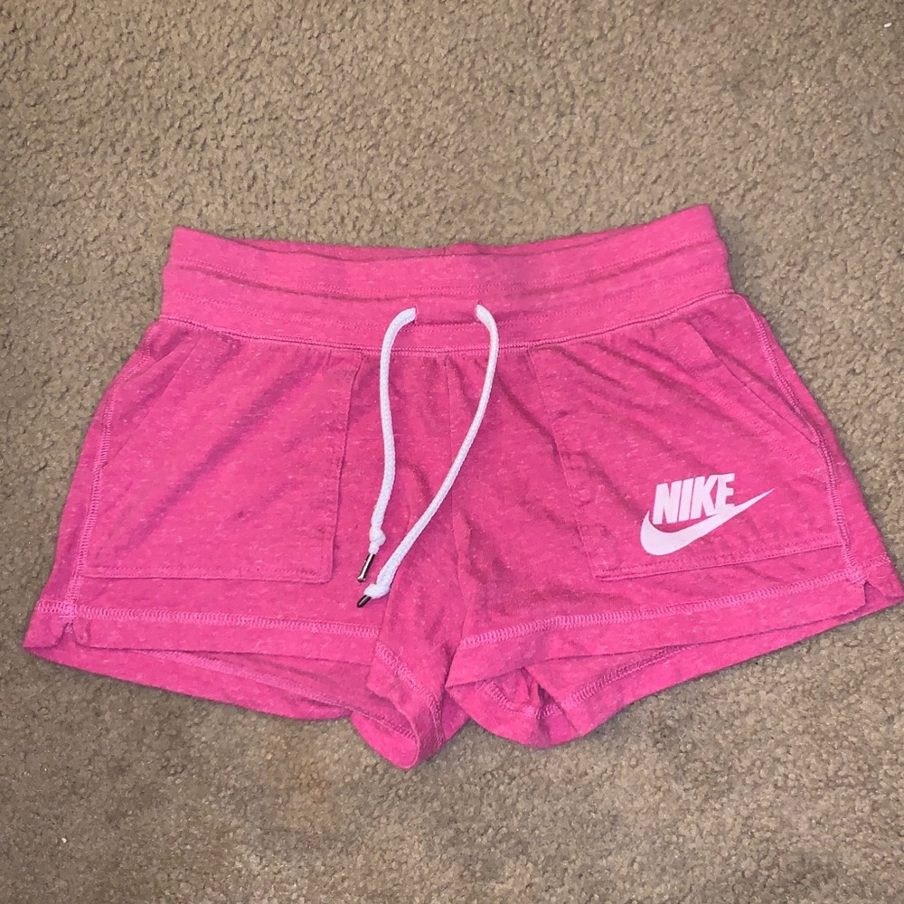 NIKE shorts XS